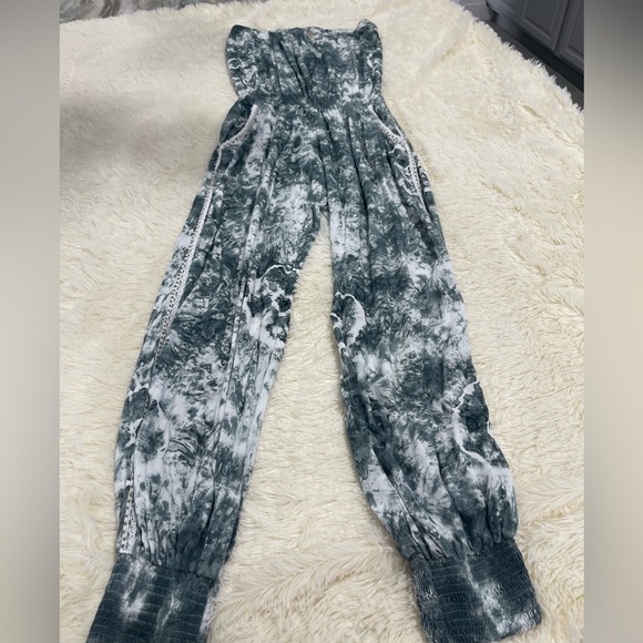 Pants - Stylish Gray Tie-Dye Women's Jumpsuit